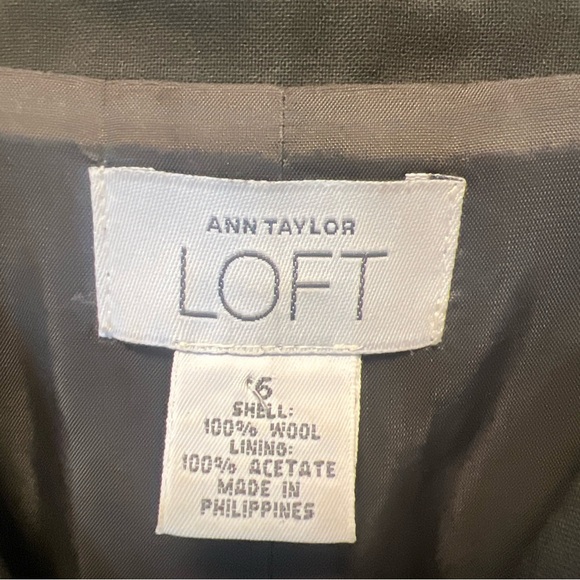 Ann Taylor Blazer Pant Suit Set Black Size 4 Pants 6 Jacket Fully Lined - Picture 2 of 9